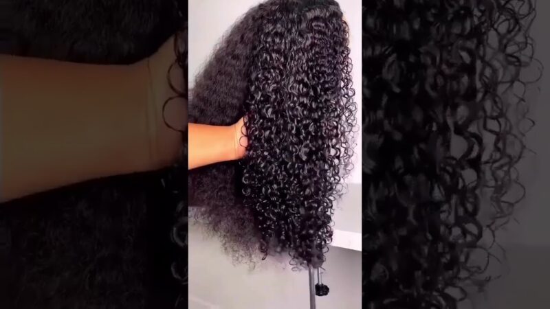 how to define curls? 🤔 mousse on hair process!! hair tips #alipearlhair  #shorts